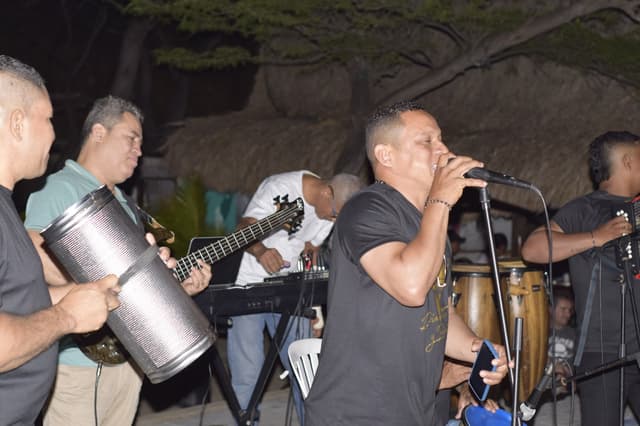 conjunto vallenato en santa marta